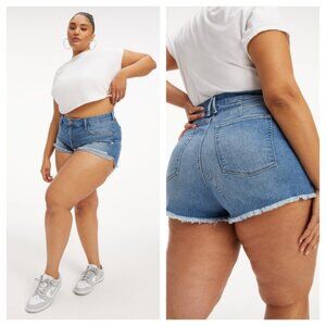 GOOD AMERICAN - Good Curve Deni. Shorts